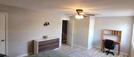 3 bedrooms, free WiFi, bed sheets