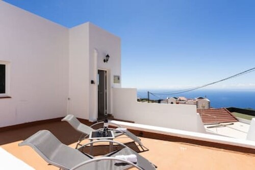 Casa Camila - Charming retreat & terrace, Hierro