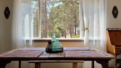 Sequoia:  Pine View Trailer-Featured on HGTV!