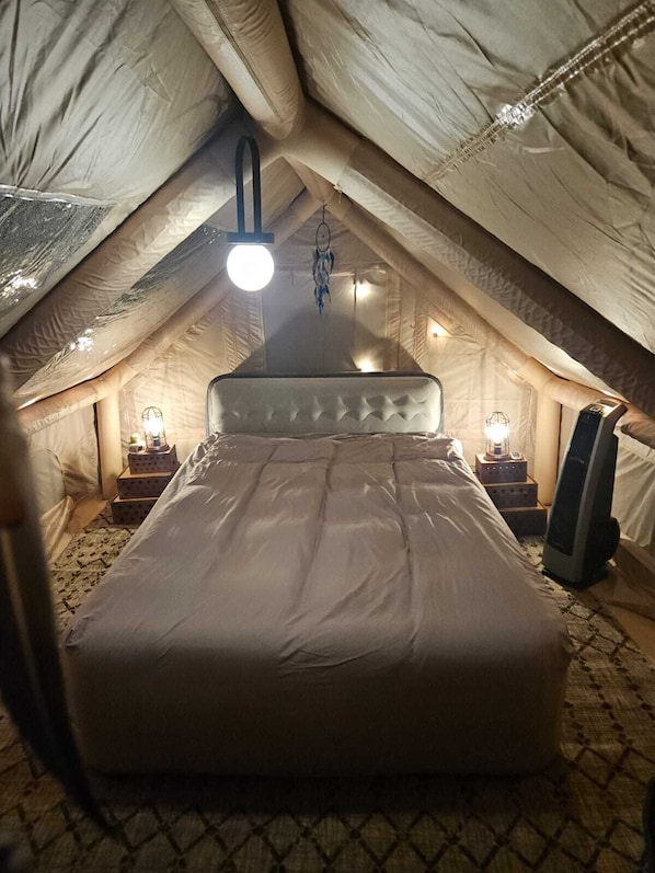 2 bedrooms, desk, iron/ironing board, free WiFi
