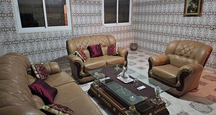 Hübsche Wohnung am Strand von Marchica / Corniche mit Wifi und Klima.