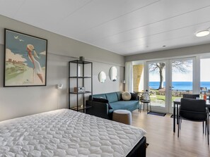 1 bedroom, Internet