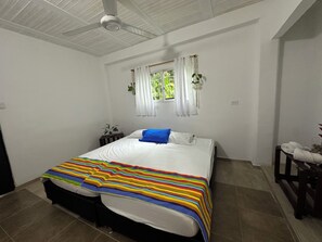 Doppel- oder Zweibettzimmer