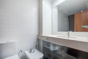 Hair dryer, towels