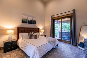 4 Schlafzimmer, Bügeleisen/Bügelbrett, WLAN, Bettwäsche