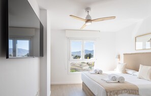 2 室のベッドルーム、アイロン / アイロン台、旅行用ベビーベッド、WiFi (無料)