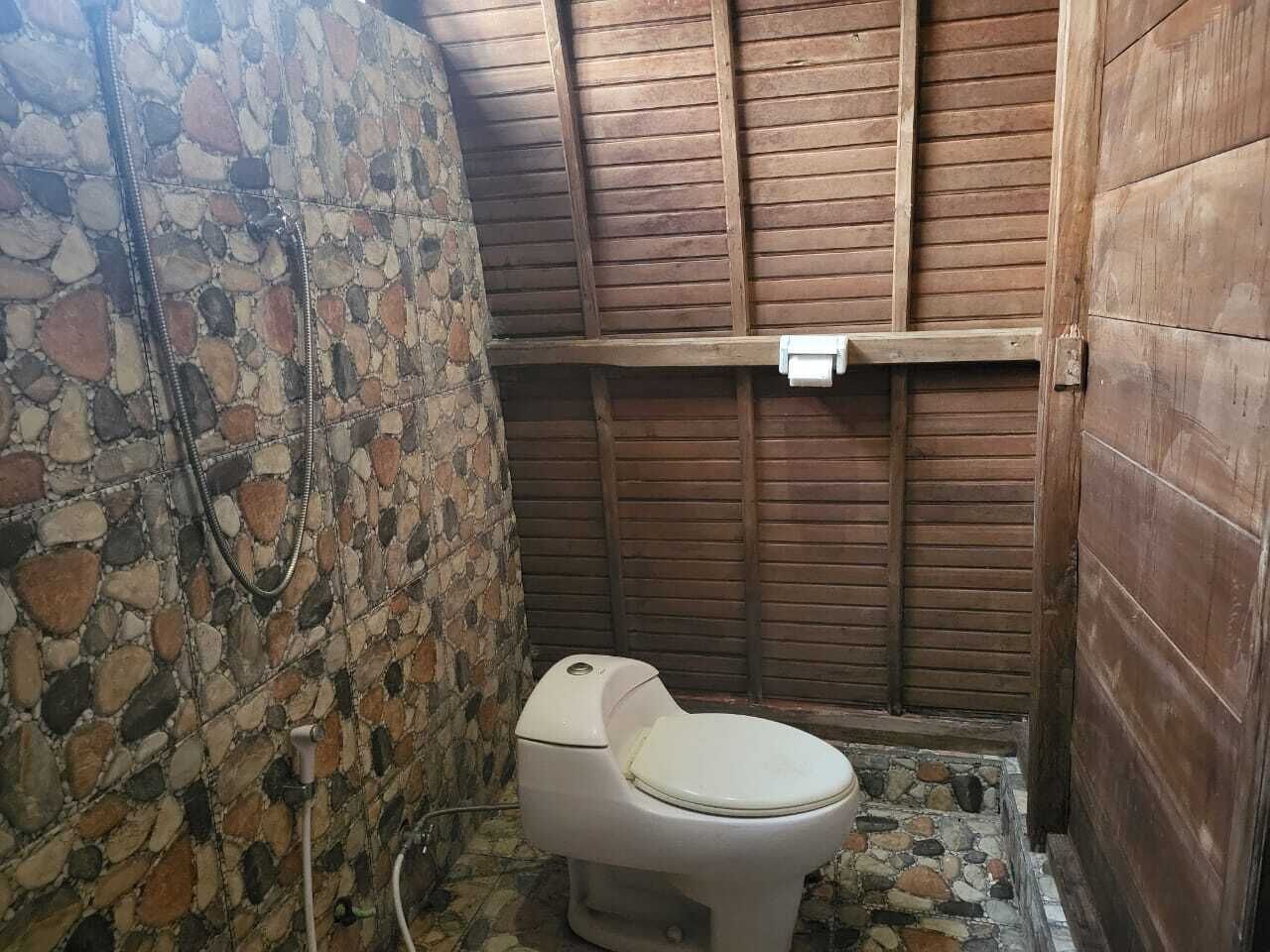 Deluxe Single Room, Garden View | Bathroom
