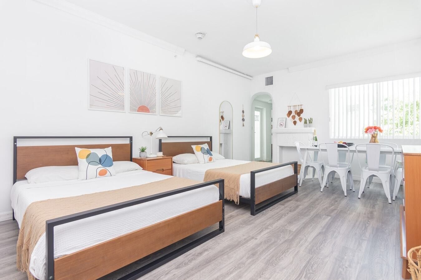 Stylish 2-Bedroom apt in the heart of SOUTH BEACH