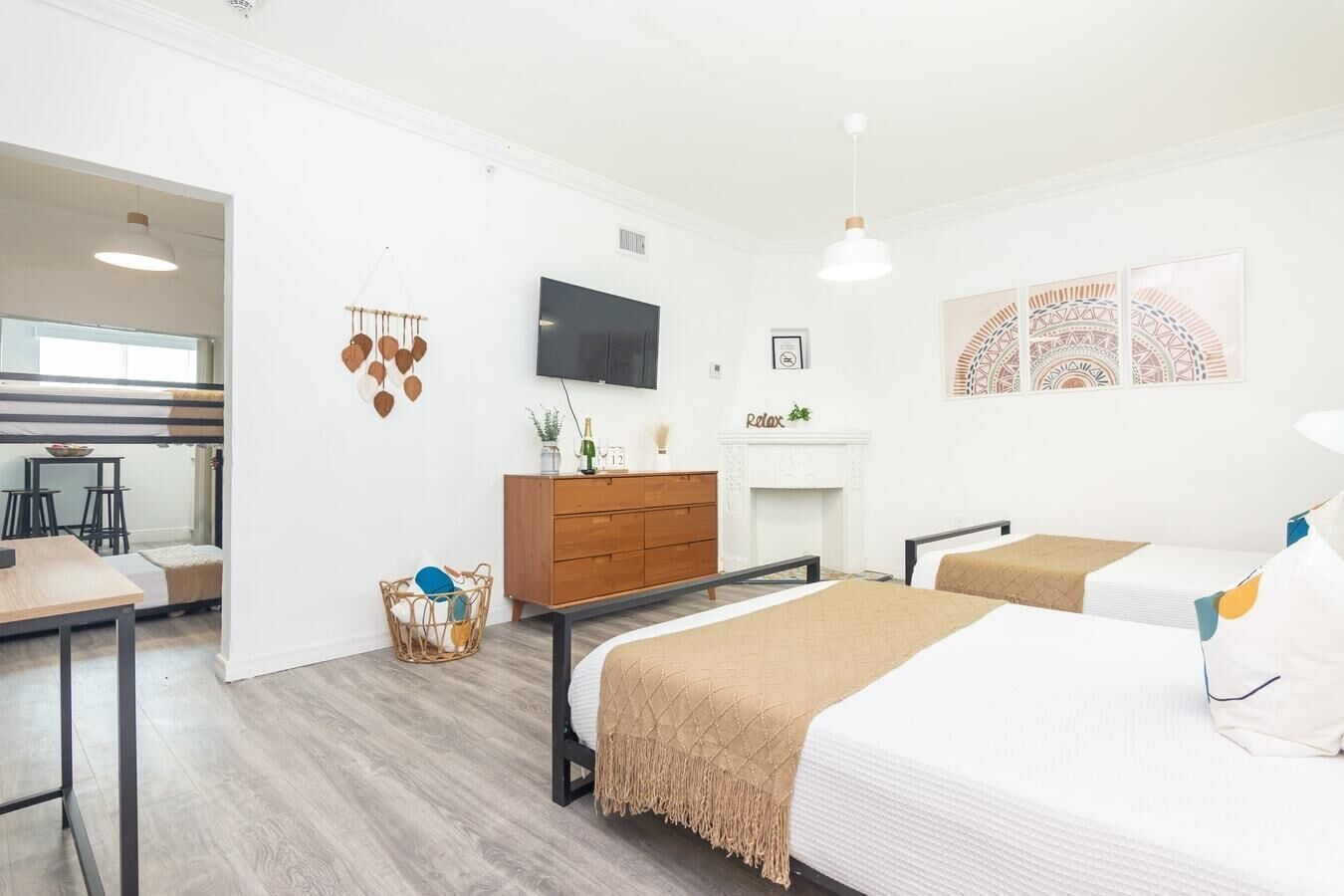 Stylish 3-Bedroom apt in the heart of SOUTH BEACH