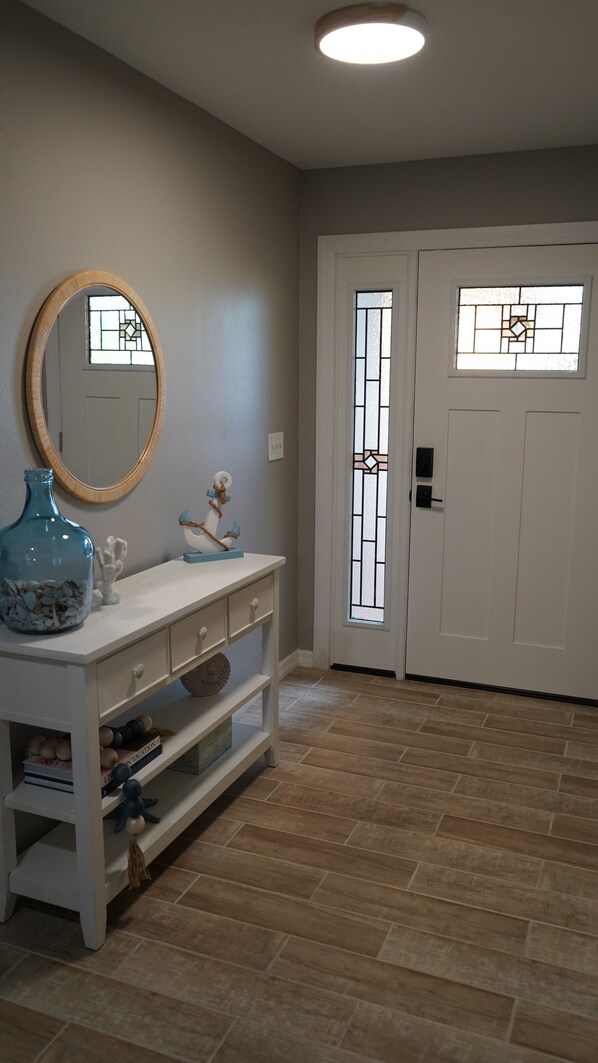 Interior - Near to Anna Maria Island, IMG Academy & GT Park (Bradenton)