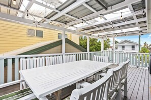 Balcony - Palm Beach Cottage Walk to Beach (Palm Beach)