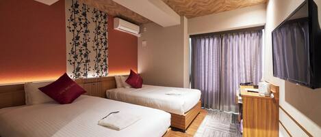 1 bedroom, desk, iron/ironing board, free WiFi