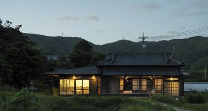 CORRUGATED HOUSE - CORRUGATED HOUSE / Toyohashi Aichi
