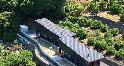 Nagi Building B Pets allowed Entire building re / Kure Hiroshima