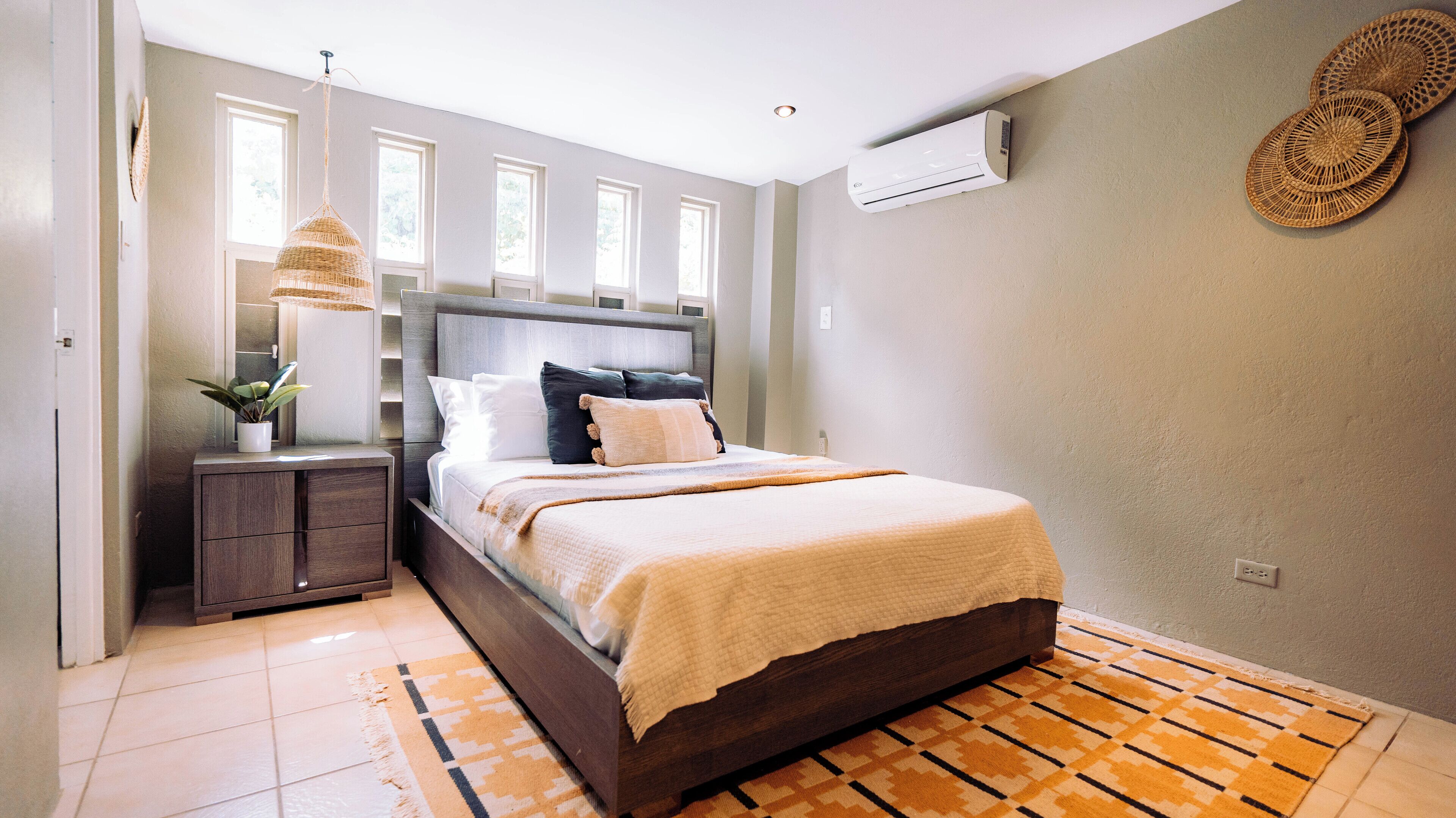 2 chambres, fer et planche à repasser, Wi-Fi gratuit, draps fournis