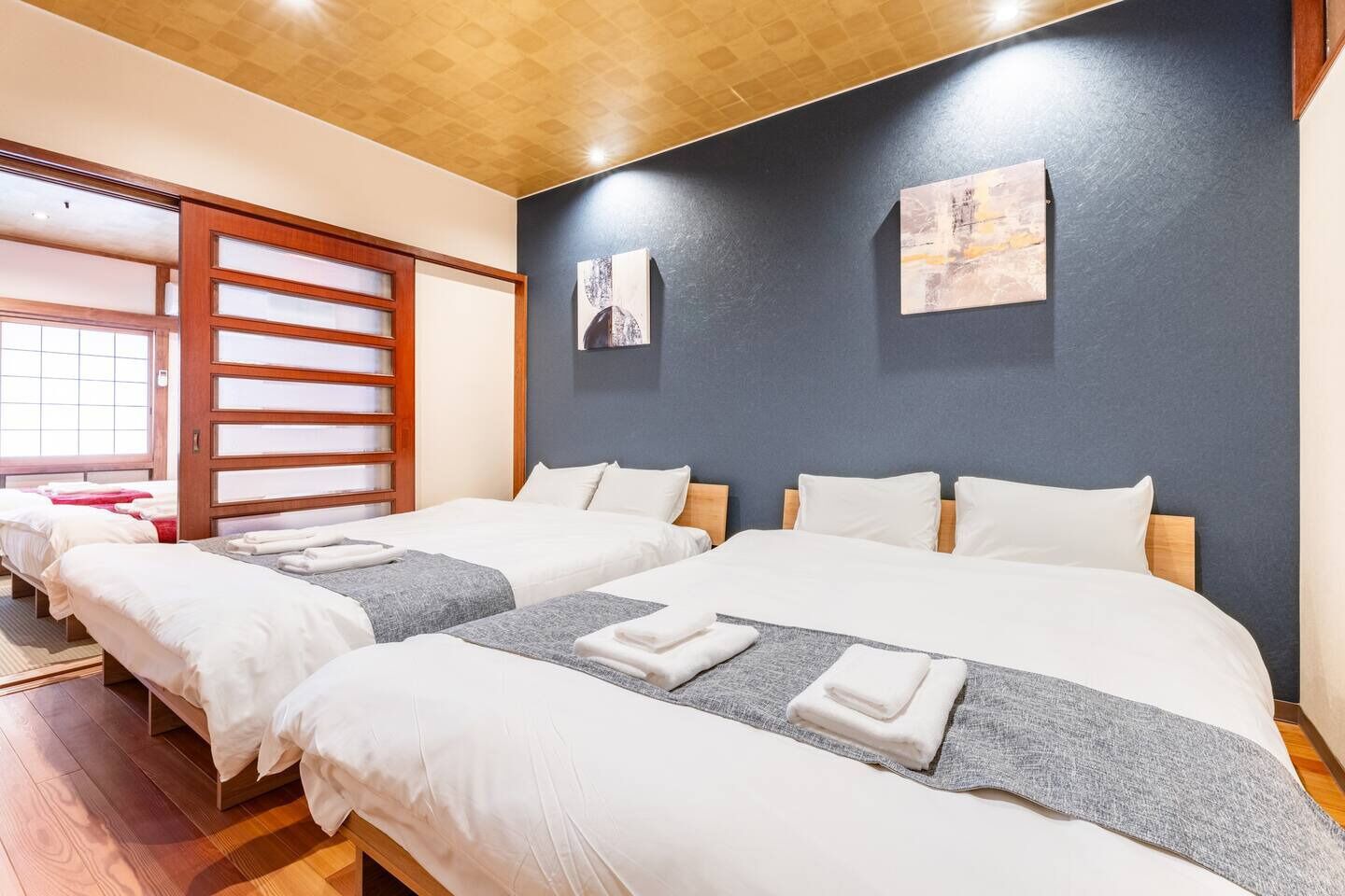 3 chambres, bureau, fer et planche à repasser, Wi-Fi gratuit