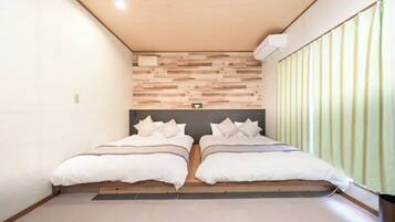 4 bedrooms, desk, free WiFi, bed sheets