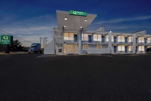 Exterior - Quality Inn Nashville - Opryland Area (Nashville)