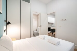 1 chambre, fer et planche Ă repasser, Wi-Fi gratuit, draps fournis