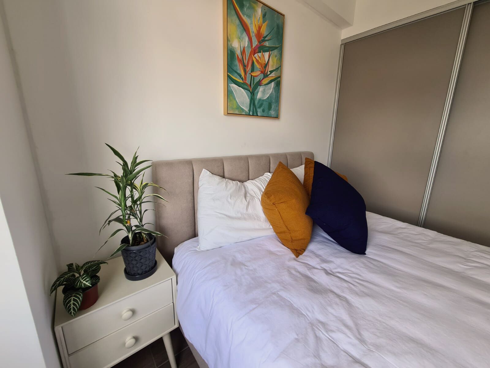2 chambres, fer et planche à repasser, Wi-Fi, draps fournis
