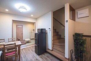 Room - Miyu・Honjo West/2LDK/2 beds 2 tatami/Umeda nearby (Osaka)