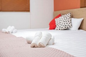 Unclassified image, 2 of 26, button - Miyu・Honjo West/2LDK/2 beds 2 tatami/Umeda nearby (Osaka)