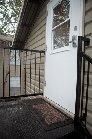 Exterior detail - Cozy apartment in welcoming San Antonio with AC, WiFi (San Antonio)