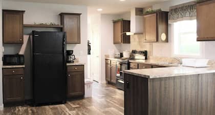 Stony Lane Retreat - Stony Lane Retreat