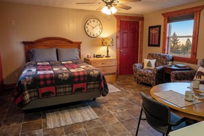 1 King & 1 Queen Suite Non-Smoking | Desk, iron/ironing board, free WiFi, bed sheets