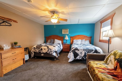 KJ's Inn and Suites By OYO Gettysburg U.S. Hwy 212