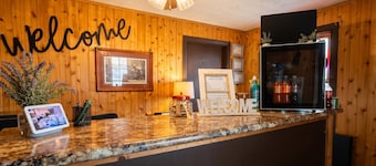 KJ's Inn and Suites By OYO Gettysburg U.S. Hwy 212