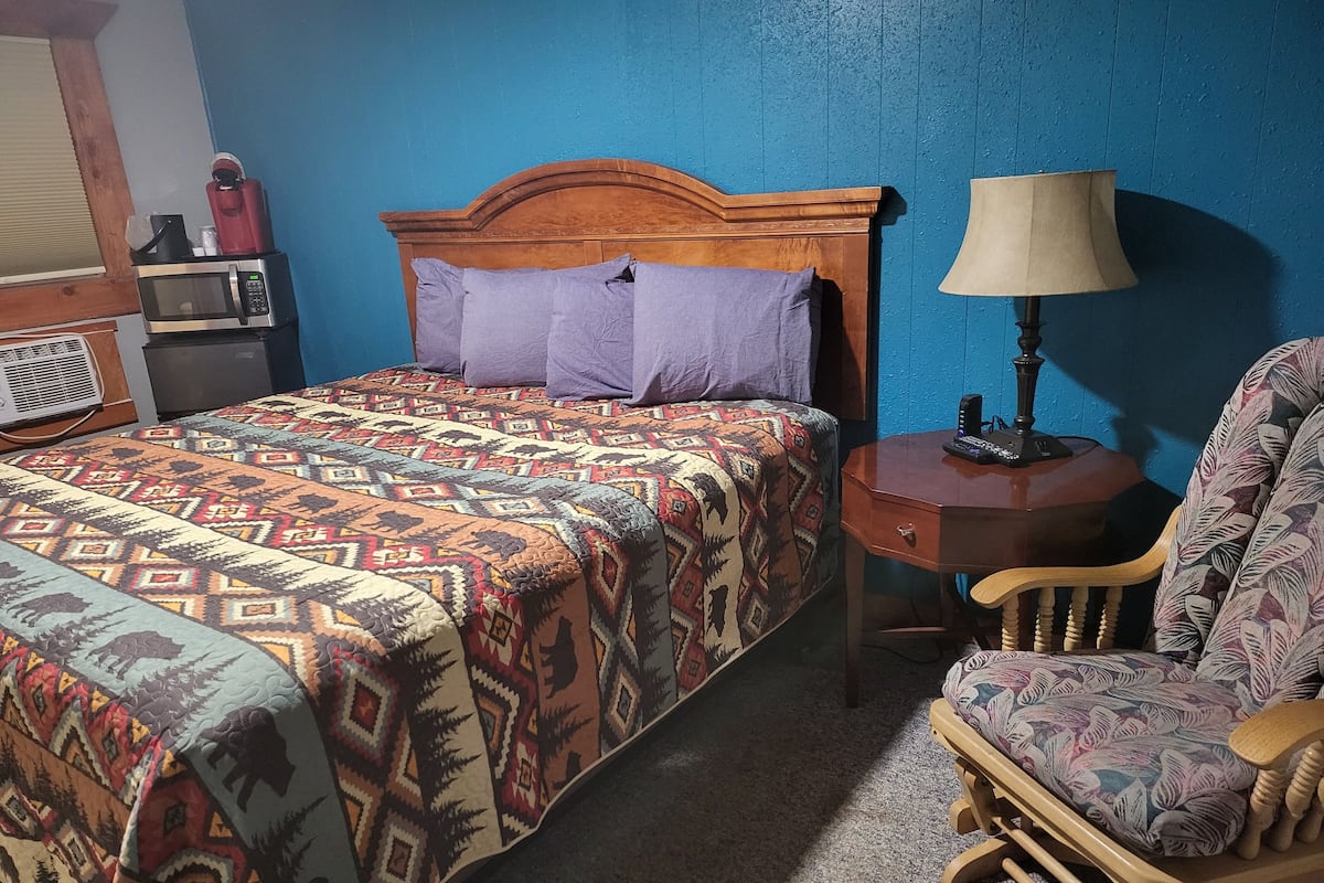 1 bedroom, desk, iron/ironing board, free WiFi