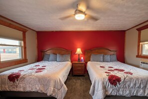 Zimmer, 2 Queen-Betten, Nichtraucher