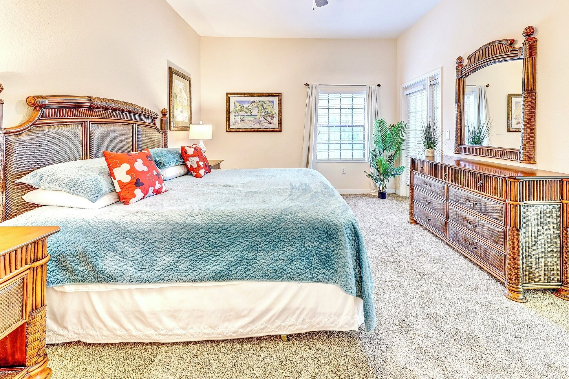 2 bedrooms, iron/ironing board, travel cot, WiFi