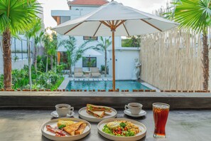 Free daily self-serve breakfast - Nooju Pererenan (Canggu)