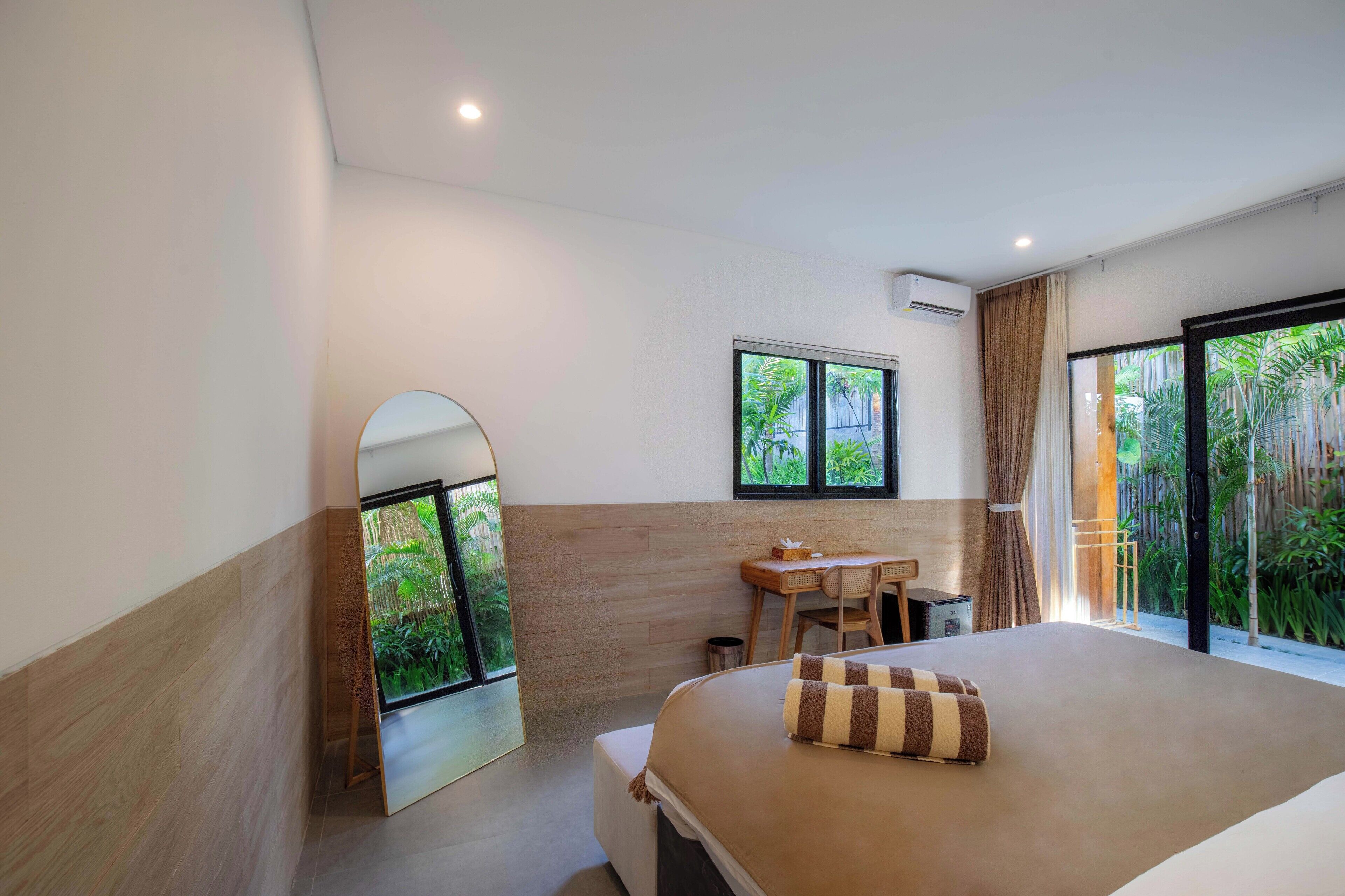 Photo - Nooju Pererenan