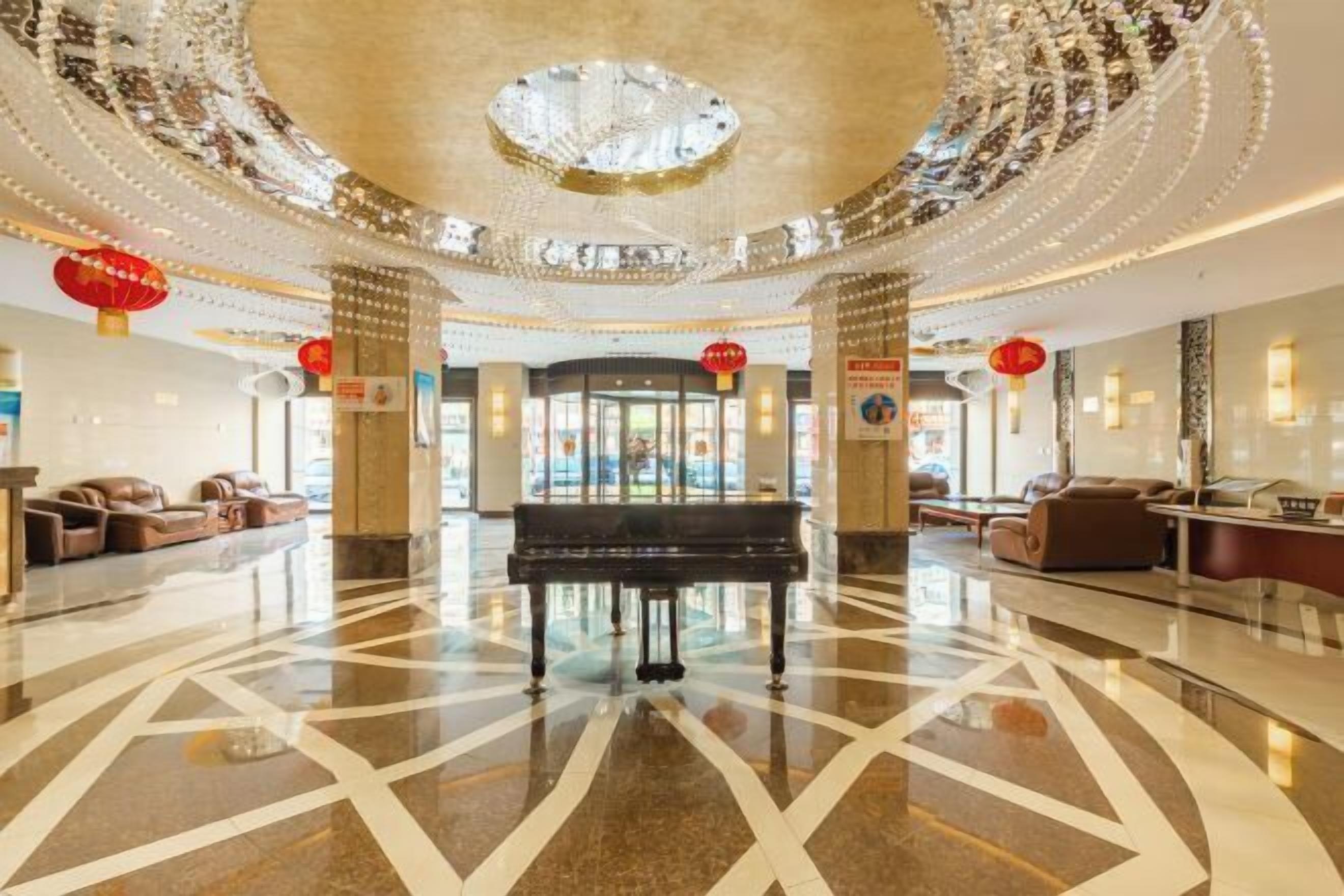 المنشأة من الداخل