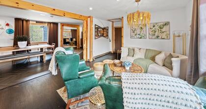 Vibrant Family Suite | Cozy, Colorful Retreat for All Ages at Green Acres