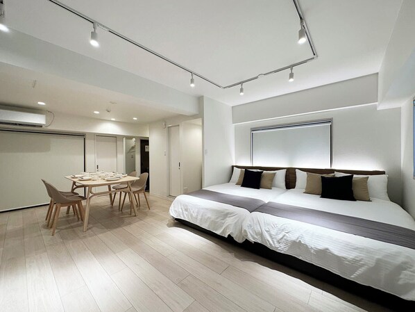 Iron/ironing board, WiFi, bed sheets