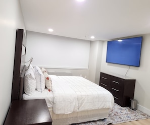 2 bedrooms, iron/ironing board, WiFi, bed sheets