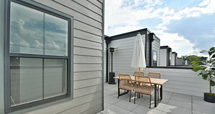 SoKno Retreat Luxe 3 BR 3.5 BA city and river view