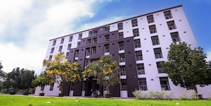 Front of property - Creston Grand (Bang Pla Ma)