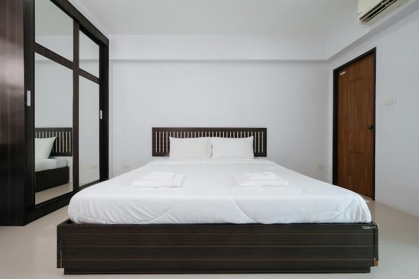 Chambre Double Supérieure | Bureau, Wi-Fi gratuit, draps fournis