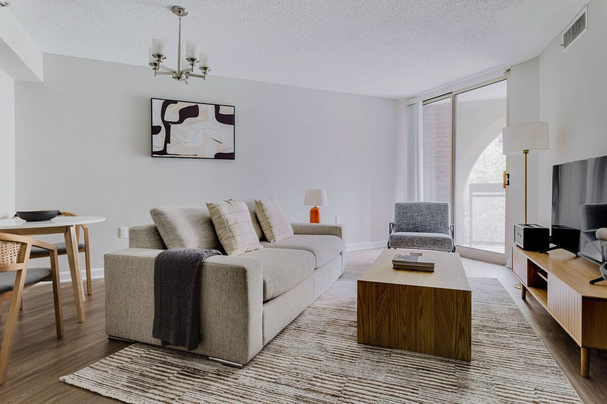 Great Foggy Bottom 1BR w/ Gym, nr Restaurants & Bars, by Blueground