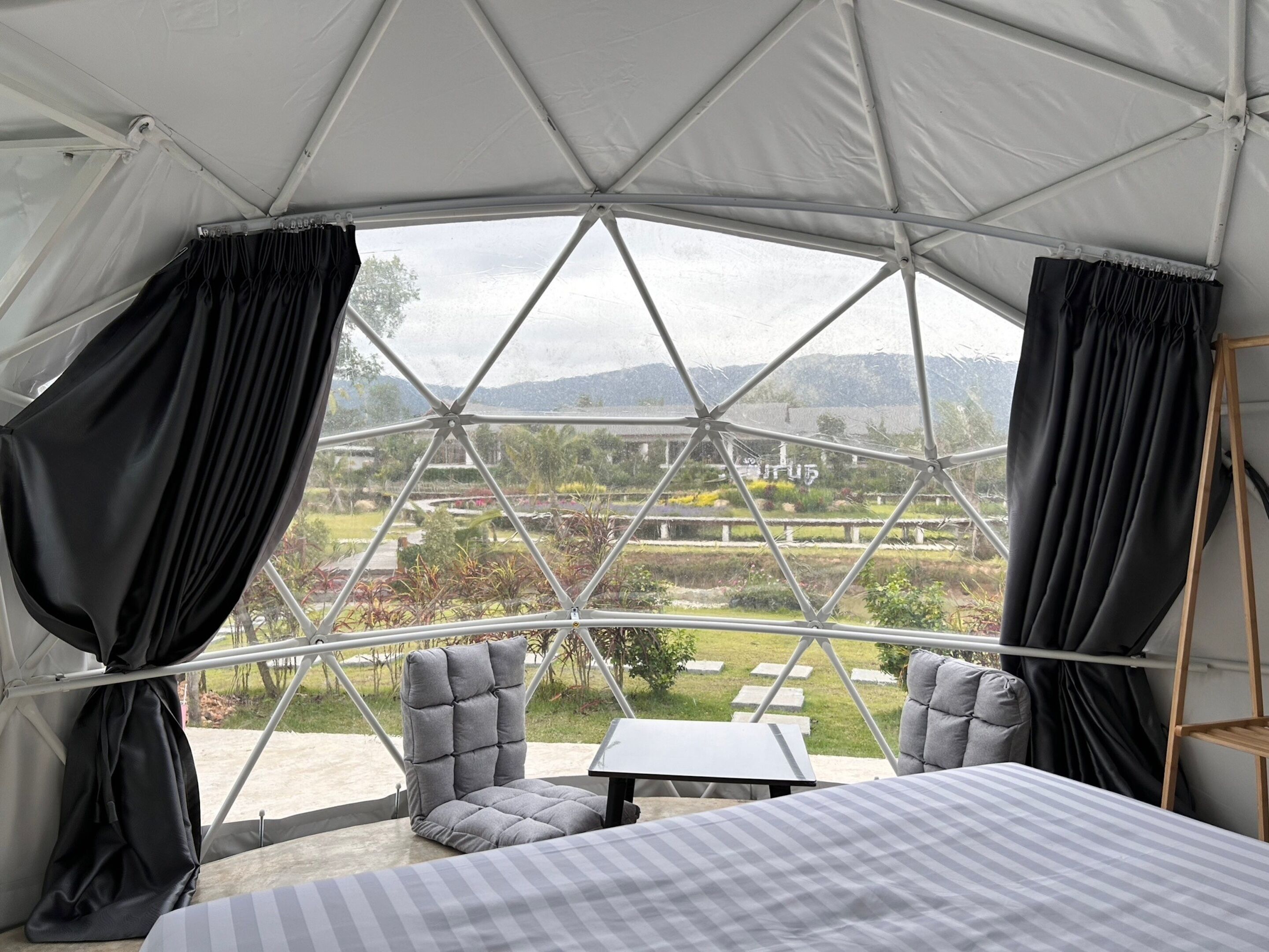 Classic Tent | Desk, blackout drapes, soundproofing, free WiFi