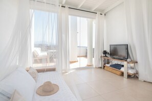 3 chambres, espace de travail pour ordinateur portable