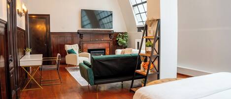 1 bedroom, desk, iron/ironing board, free WiFi