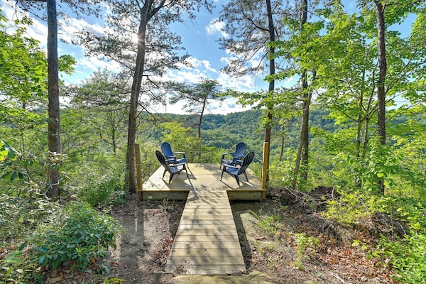 Beattyville Vacation Rental | 1BR | 1BA | 3 Steps to Enter | 350 Sq Ft