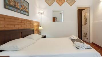 Standard-Haus, Stadtblick | 1 Schlafzimmer, Zimmersafe, Bügeleisen/Bügelbrett, kostenloses WLAN