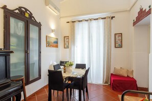 Flat-screen TV - Le dimore del mito - Atalanta (Syracuse)